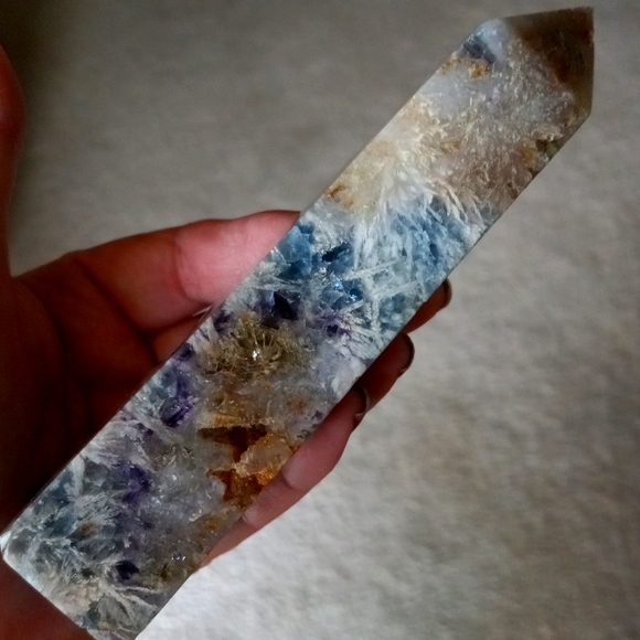 Feather Fluorite with Druzy Crystal Tower. - Picture 4 of 7